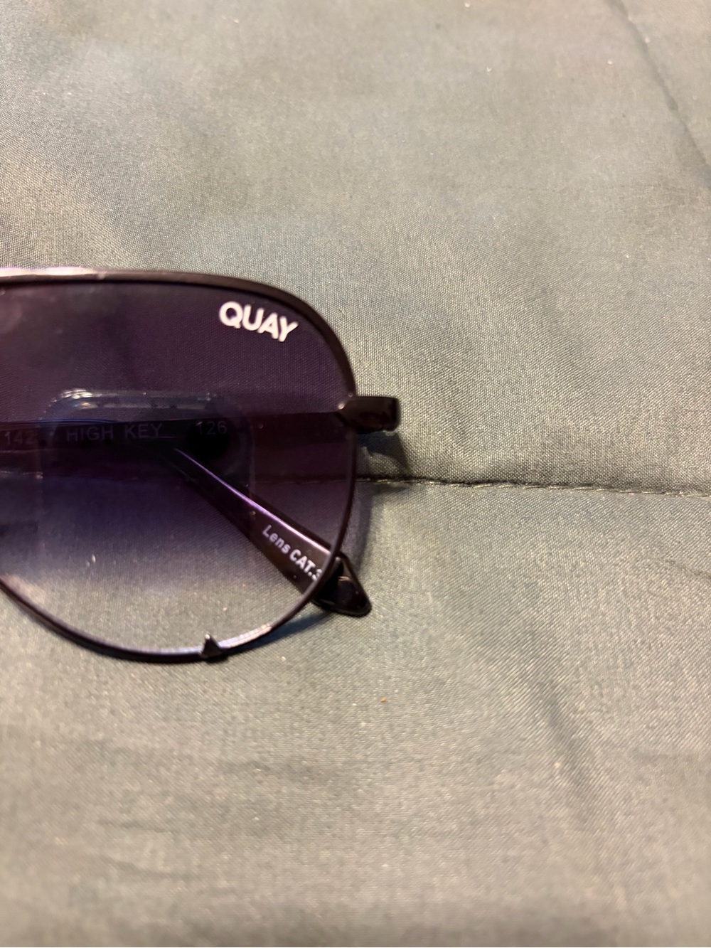 Quay Australia Black Metal Frame Sunglasses - Picture 8 of 9